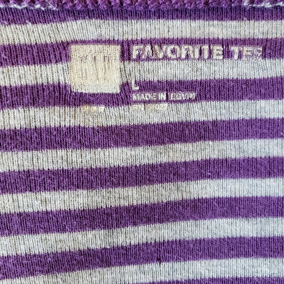 Gap Favorite Tee size Large - Picture 4 of 6